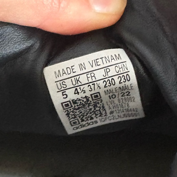 Adidas Sambas | Vegan Leather | M5 W6 - Picture 5 of 6